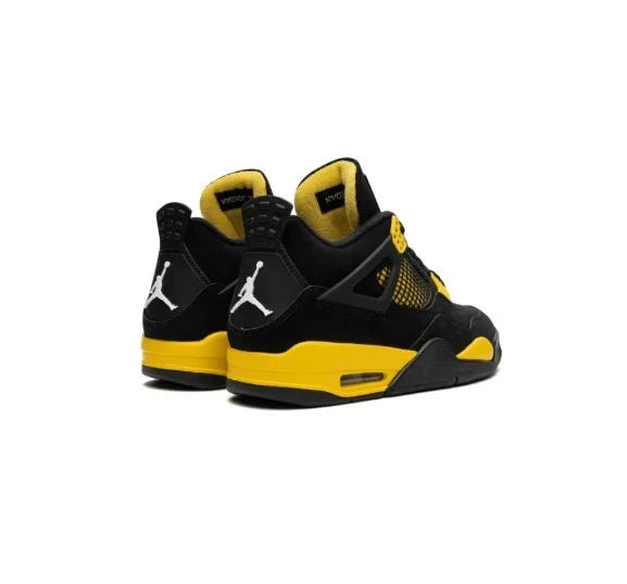 Air Jordan 4 Retro Thunder 2023 | נעלי נייק אייר ג'ורדן