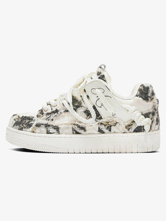 Cactus Plant Flea Market x Nike Dunk Low "Grinch" | נעליים