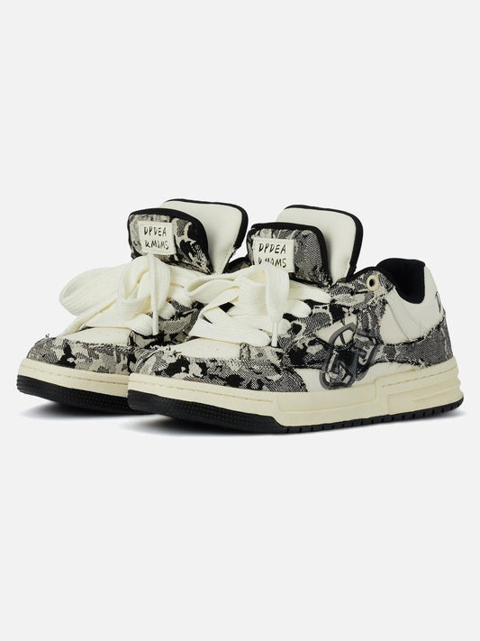 Nike Air Force 1 'DPD x Mums'. | נעליים