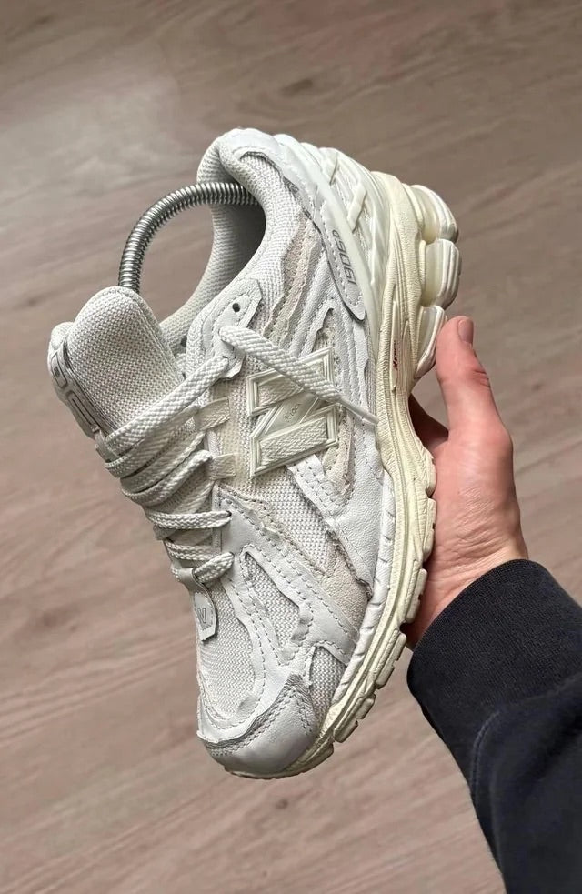 New Balance 1906D Protection Pack White | נעליים